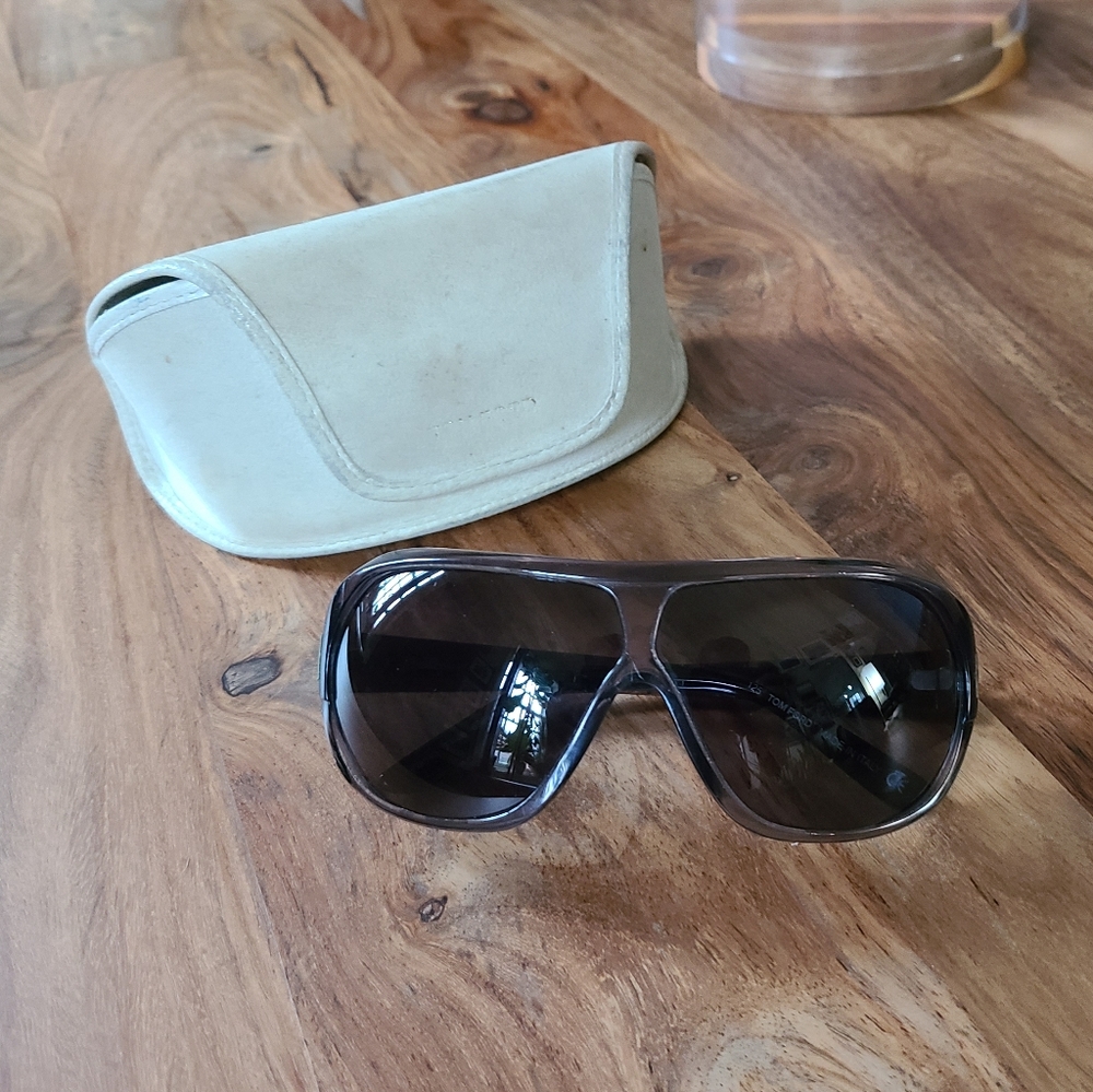 TOM FORD sunglasses